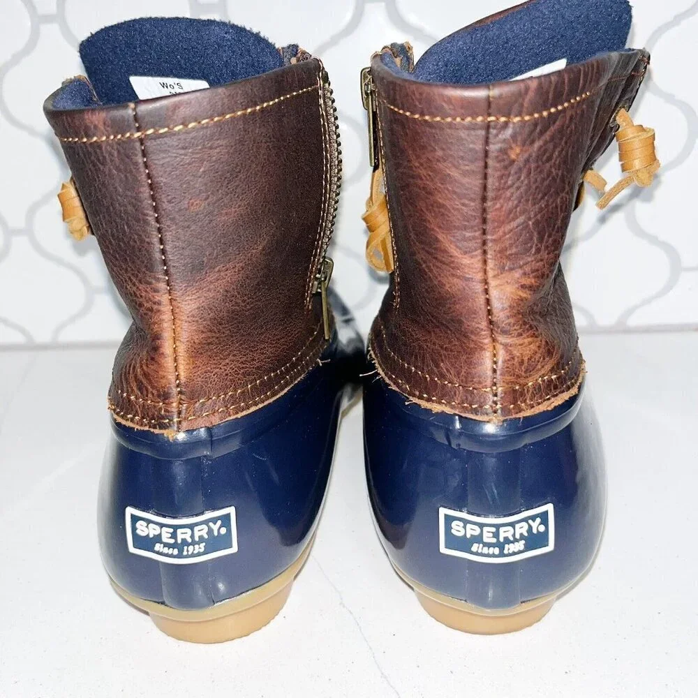 SPERRY Women's Saltwater Duck Boot Leather Size 9 US Brown Blue Gum Rubber Zip